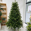 Árvore de Natal Roma 210cm – 1264 Galhos com Folhas em Silicone